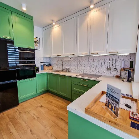 Piekny Z Tarasami Apartment *