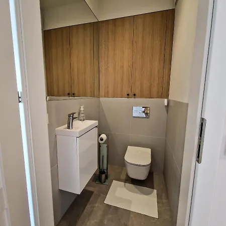 Piekny Z Tarasami Apartamento